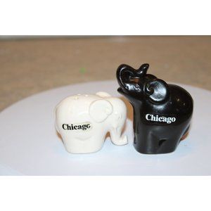 Salt & Pepper Shakers - Elephants Chicago Souvenir